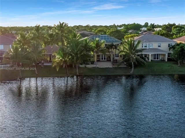 20615 SW 89th Ave, Cutler Bay, FL 33189