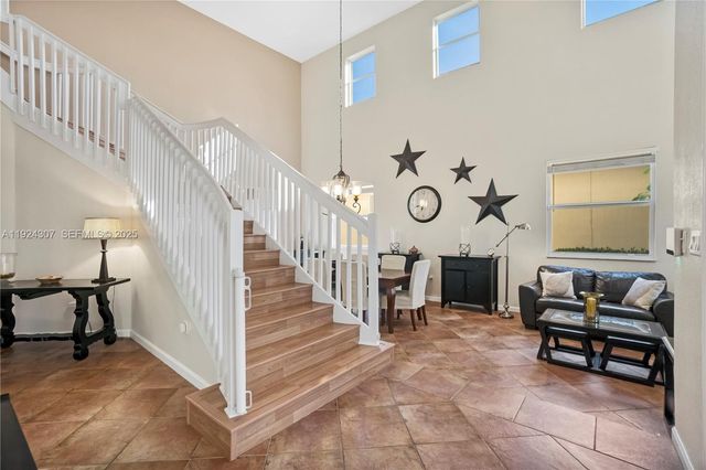 20615 SW 89th Ave, Cutler Bay, FL 33189