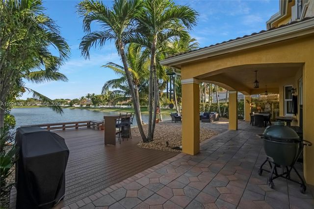 20615 SW 89th Ave, Cutler Bay, FL 33189