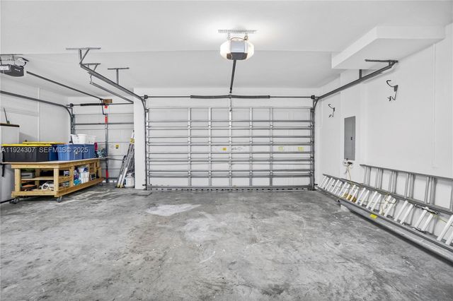 20615 SW 89th Ave, Cutler Bay, FL 33189