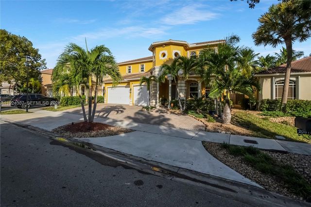 20615 SW 89th Ave, Cutler Bay, FL 33189