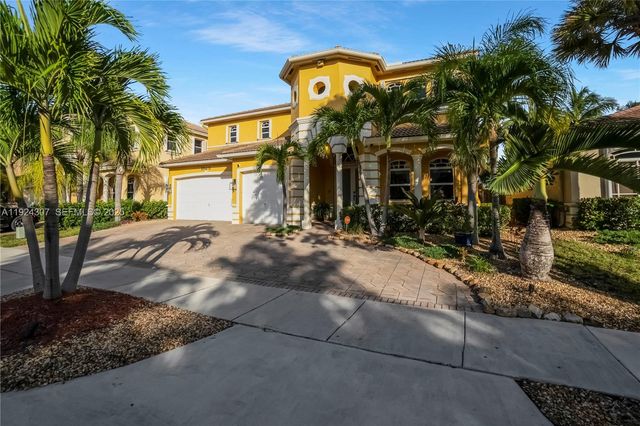 20615 SW 89th Ave, Cutler Bay, FL 33189