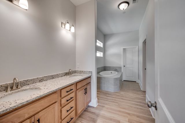 974 Hunters Ln, Springfield, TN 37172
