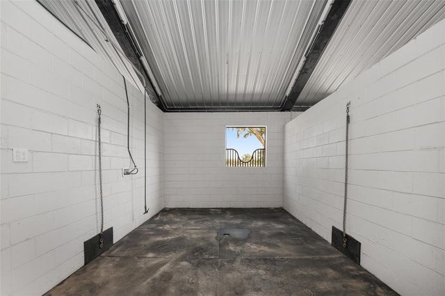 663 NW 80TH AVENUE, Ocala, FL 34482