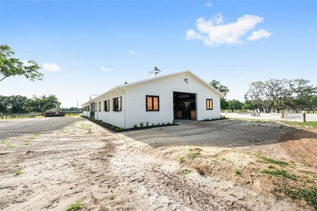 663 NW 80TH AVENUE, Ocala, FL 34482