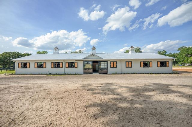 663 NW 80TH AVENUE, Ocala, FL 34482