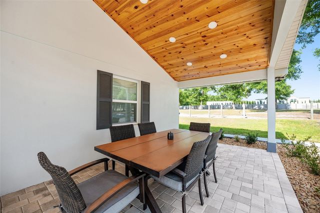 663 NW 80TH AVENUE, Ocala, FL 34482