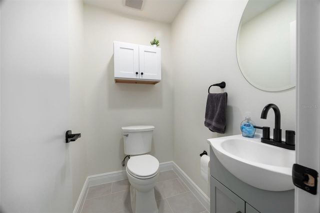 663 NW 80TH AVENUE, Ocala, FL 34482