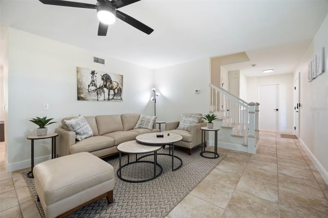 663 NW 80TH AVENUE, Ocala, FL 34482
