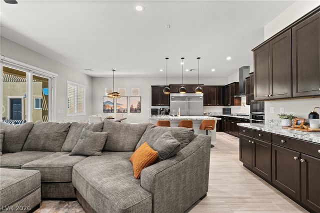 9095 Wing Shadow Circle, Las Vegas, NV 89129