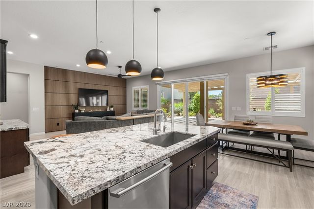 9095 Wing Shadow Circle, Las Vegas, NV 89129