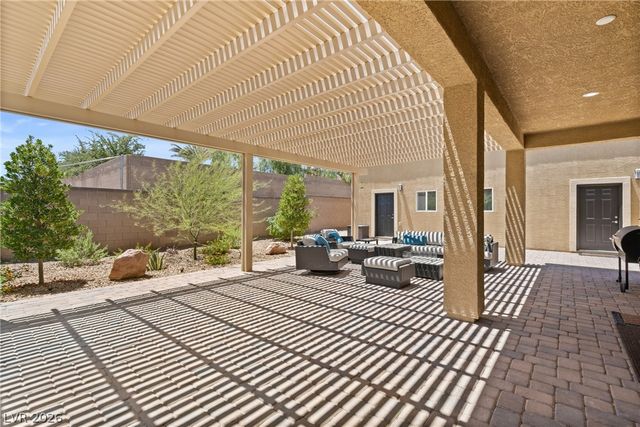 9095 Wing Shadow Circle, Las Vegas, NV 89129