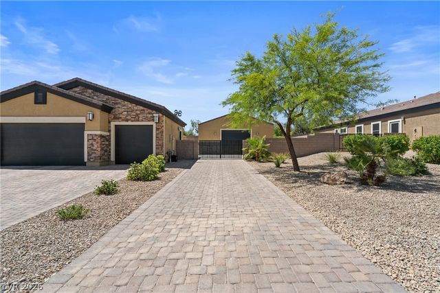 9095 Wing Shadow Circle, Las Vegas, NV 89129