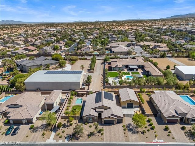 9095 Wing Shadow Circle, Las Vegas, NV 89129