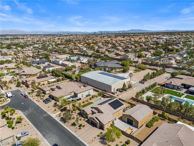9095 Wing Shadow Circle, Las Vegas, NV 89129