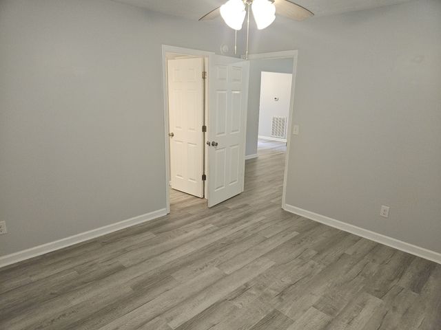 6144 Lee Ave, Murfreesboro, TN 37129