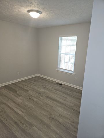 6144 Lee Ave, Murfreesboro, TN 37129