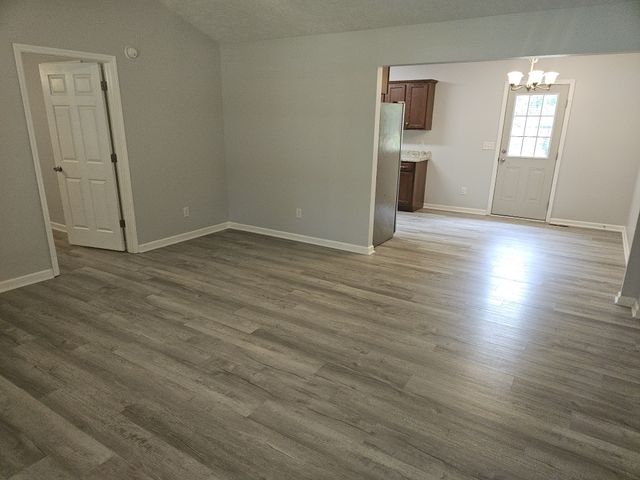 6144 Lee Ave, Murfreesboro, TN 37129