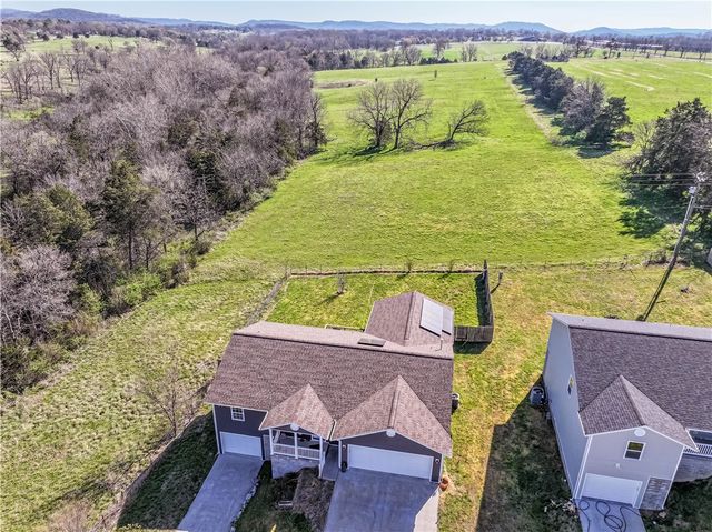 113 Matty Lane, Berryville, AR 72616