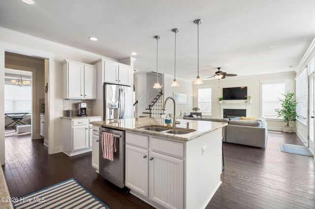 1062 Anchors Bend Way, Wilmington, NC 28411