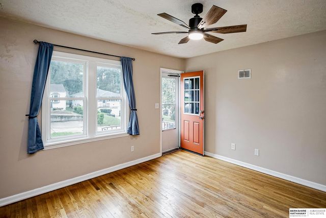 6030 Decatur Street, Omaha, NE 68104