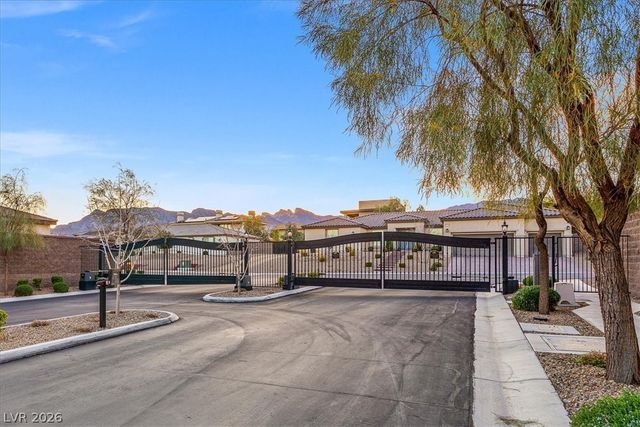 5311 VISTA DEL CANYON Circle, Las Vegas, NV 89149