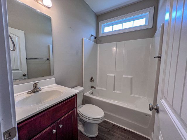 141 Baylee Circle, Galivants Ferry, SC 29544