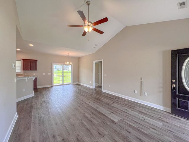 141 Baylee Circle, Galivants Ferry, SC 29544