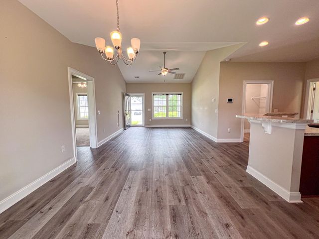 141 Baylee Circle, Galivants Ferry, SC 29544