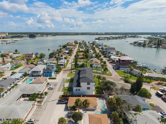187 145TH AVENUE E 3, Madeira Beach, FL 33708