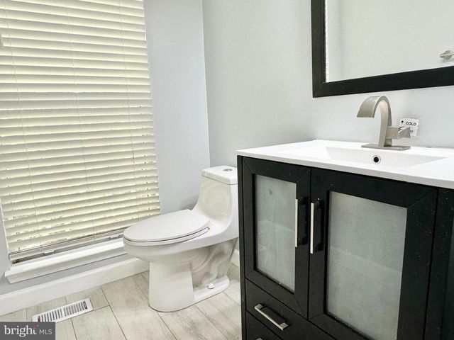 13202 MOUNTAIN ASH CT, Woodbridge, VA 22192