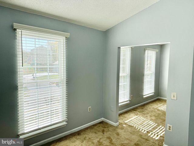 13202 MOUNTAIN ASH CT, Woodbridge, VA 22192