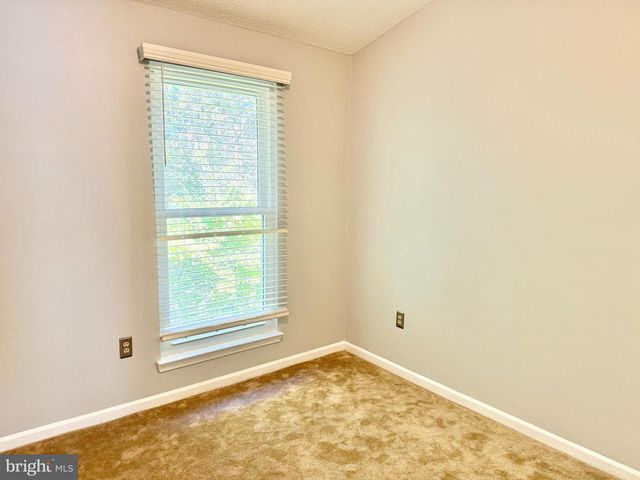 13202 MOUNTAIN ASH CT, Woodbridge, VA 22192