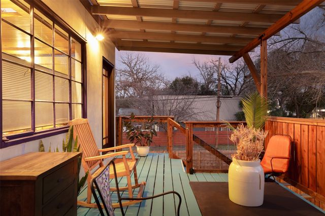 2010 S 2nd ST, Austin, TX 78704