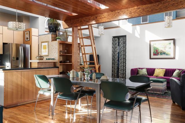 2010 S 2nd ST, Austin, TX 78704