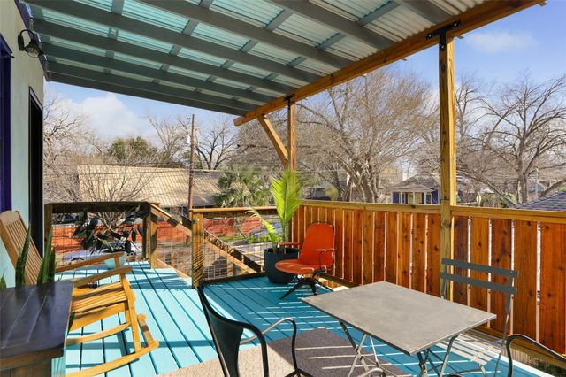 2010 S 2nd ST, Austin, TX 78704