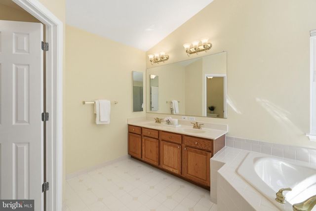 18109 PARRECO FARM DR, Germantown, MD 20874
