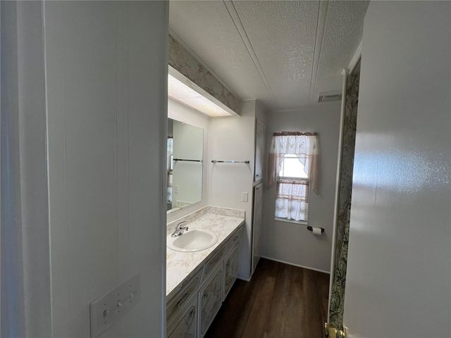 6710 36TH AVENUE E 103, Palmetto, FL 34221