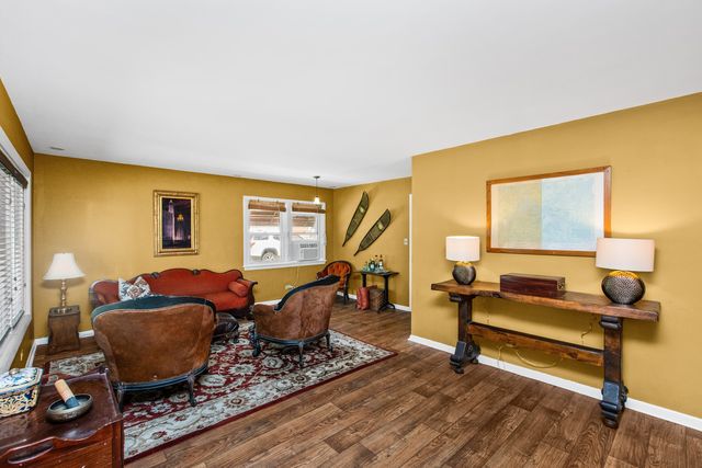 8526 Rockefeller Avenue, Brookfield, IL 60513