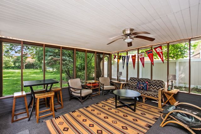 8526 Rockefeller Avenue, Brookfield, IL 60513
