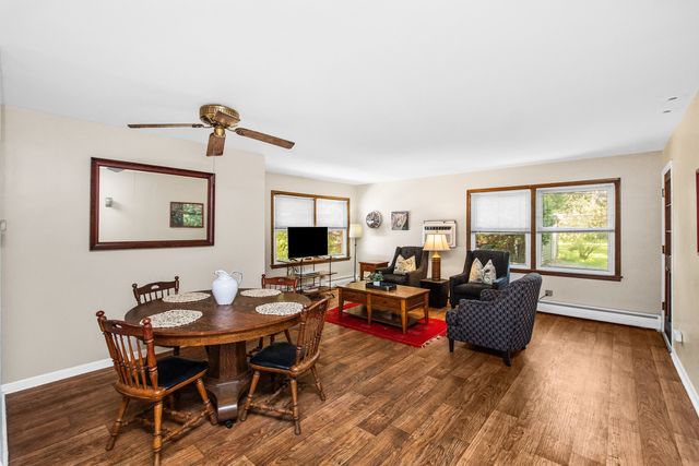 8526 Rockefeller Avenue, Brookfield, IL 60513