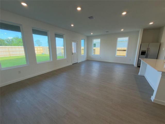 7919 Evening Emerald Drive, Rosharon, TX 77583