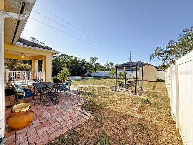 2402 DRYER AVENUE, Largo, FL 33770