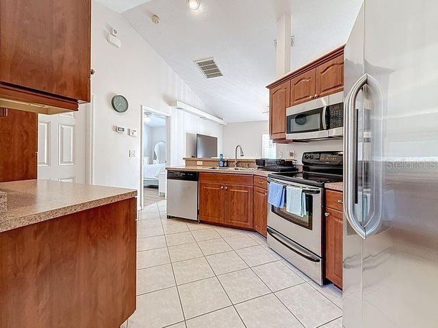 2402 DRYER AVENUE, Largo, FL 33770