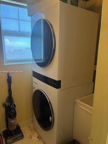 100 Lincoln Rd PH4, Miami Beach, FL 33139