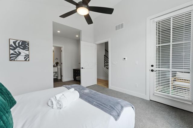 1282 Oak Street, Columbus, OH 43205