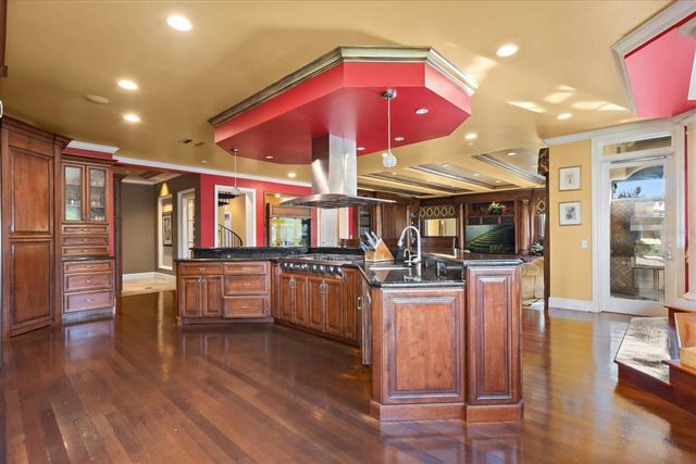 2405 ALAQUA DRIVE, Longwood, FL 32779