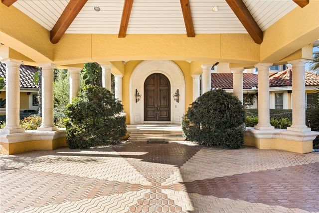 2405 ALAQUA DRIVE, Longwood, FL 32779