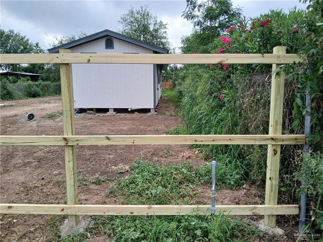 1306 N Moorefield Road, Mission, TX 78572