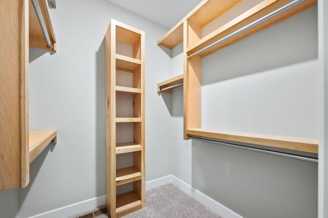 5013 N Emerald, Maize, KS 67101